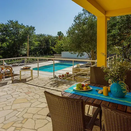 Διαμέρισμα Bezauberndes Mit Mediterranem Garten, Pool, Hochstuhl, Babybett, Bbq Tribalj (Primorsko-Goranska)