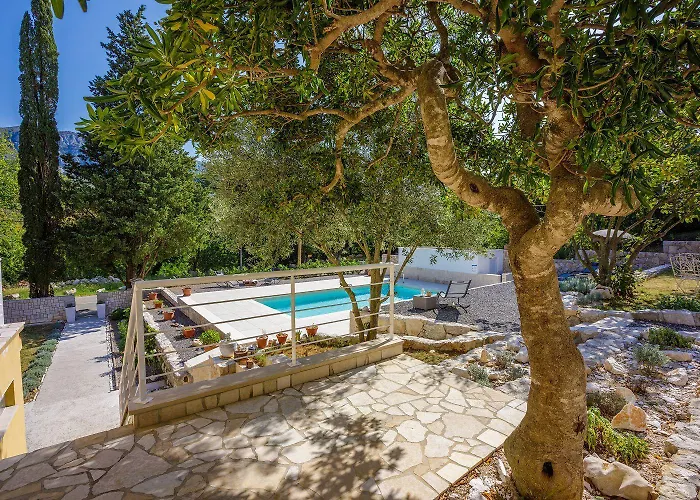 Bezauberndes Mit Mediterranem Garten, Pool, Hochstuhl, Babybett, Bbq Tribalj (Primorsko-Goranska)
